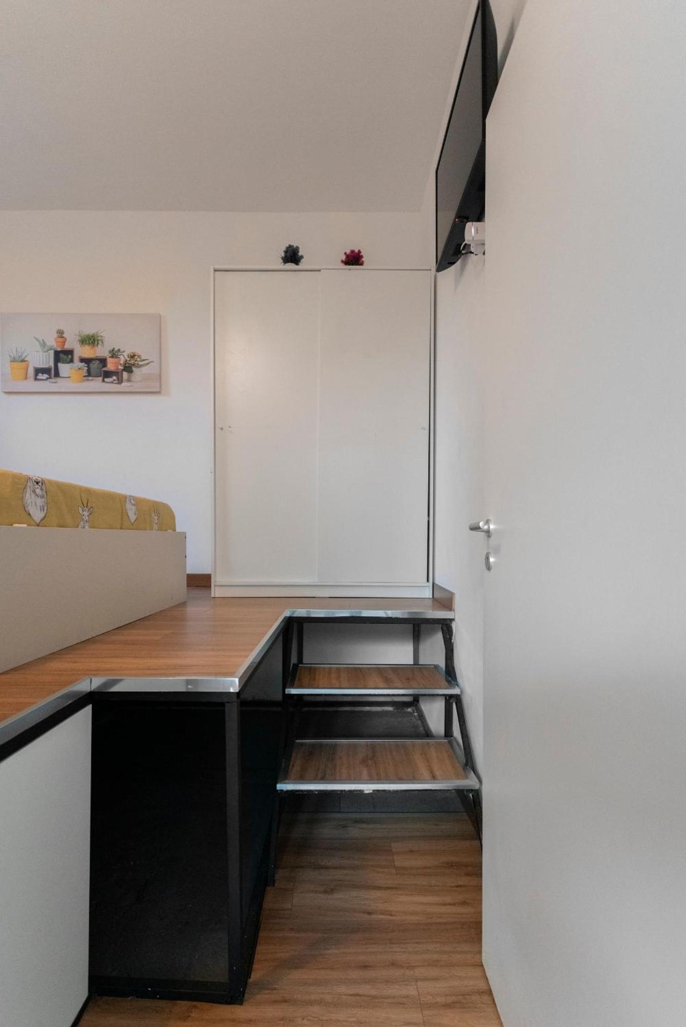 Elegant Sweet Home Suite - Milan, 15 Minute Duomo Exteriör bild
